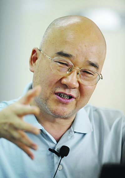江苏高考作文原阅卷组长：材料易束缚考生思路