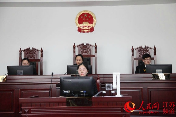 女硕士遭拒录案一审:徐州人社局程序违法但不