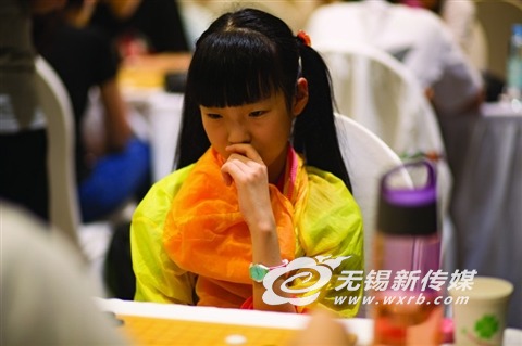 11岁无锡女孩成国内年龄最小女子职业围棋手