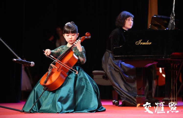 南京小琴童献演大提琴之夜
