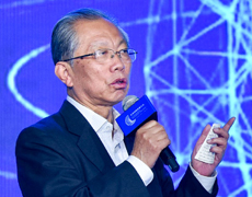 中國工程院院士劉韻潔：正式發布全球第一個大網級的網絡操作系統CNOS