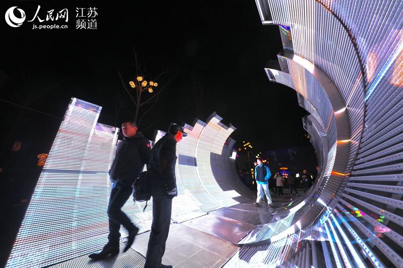 �ֳ��д�������ʽ�ĵ���չʾ����������