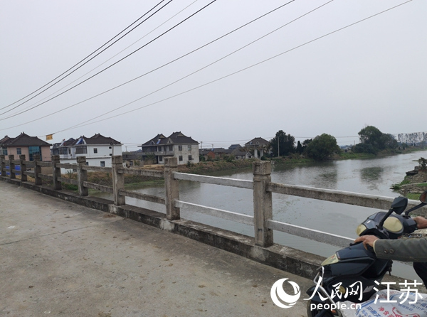 急难愁盼丨江苏兴化：连接两岸往来的通勤桥修好了