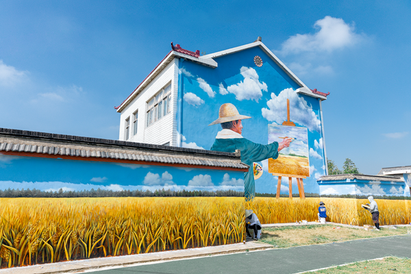 六合近百平方米大型農民畫牆繪。受訪者供圖