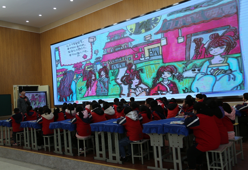 博里镇中心小学的《赵州桥》融学课堂。 张雷摄