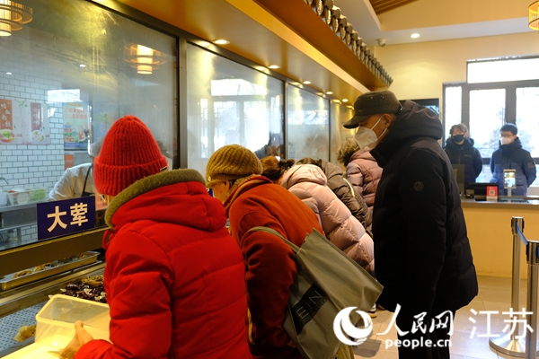 新春走基层丨南京：1387个银发助餐点实现村居全覆盖