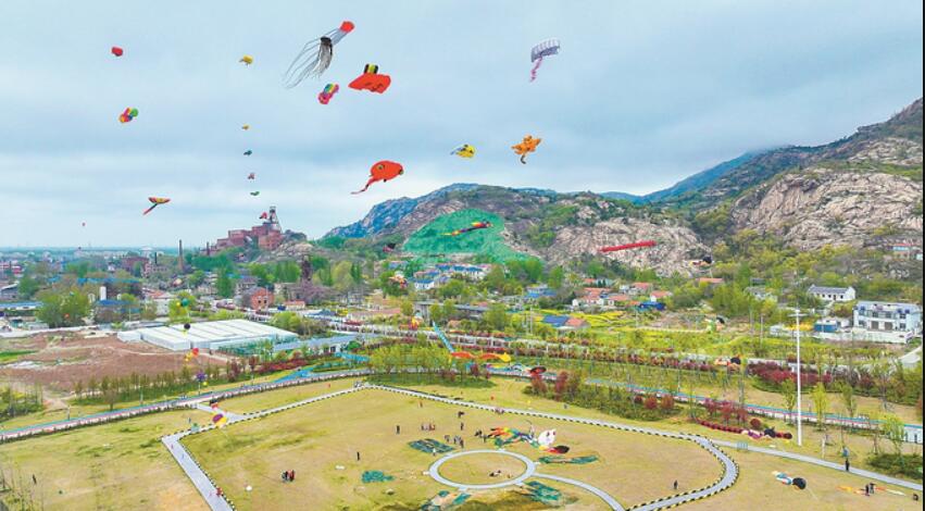 江苏省风筝精英赛在连云港开赛 18支队伍同台竞技