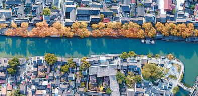  俯瞰江苏省无锡市清名桥历史文化街区。陈锡铭摄（人民视觉）
