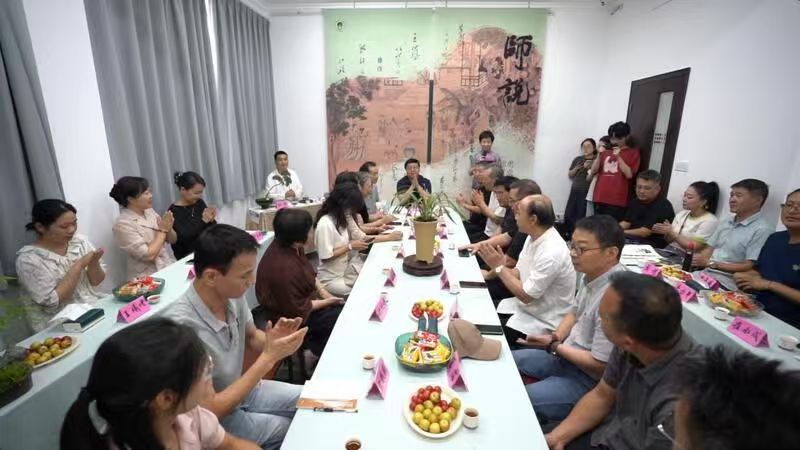 江蘇省直書法家協會舉辦教師節“師說”雅集