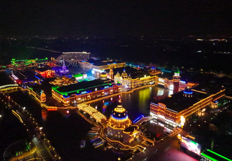 本屆賽事舉辦地江陰飛馬水城夜景。主辦方供圖