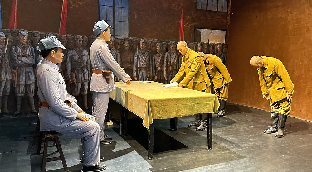 纪念馆内的受降仪式场景复原。人民网记者 周梦娇摄