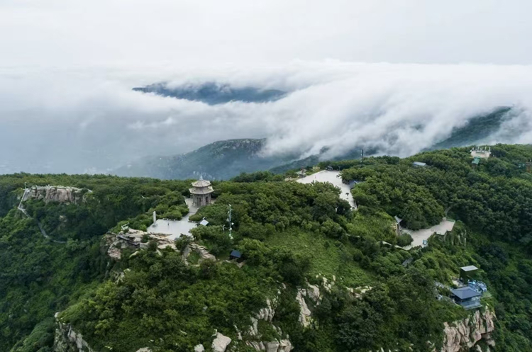 鸟瞰云台山。云台山风景区管委会供图
