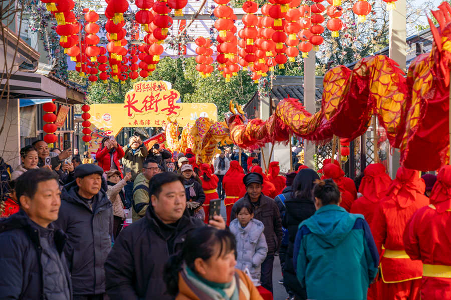 南京高淳千米长街宴开席