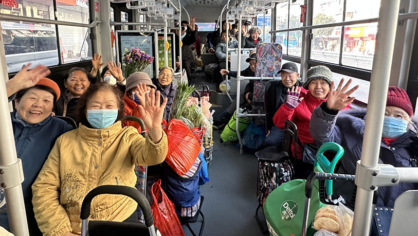 新春走基层 ｜一车烟火气，满满人情味