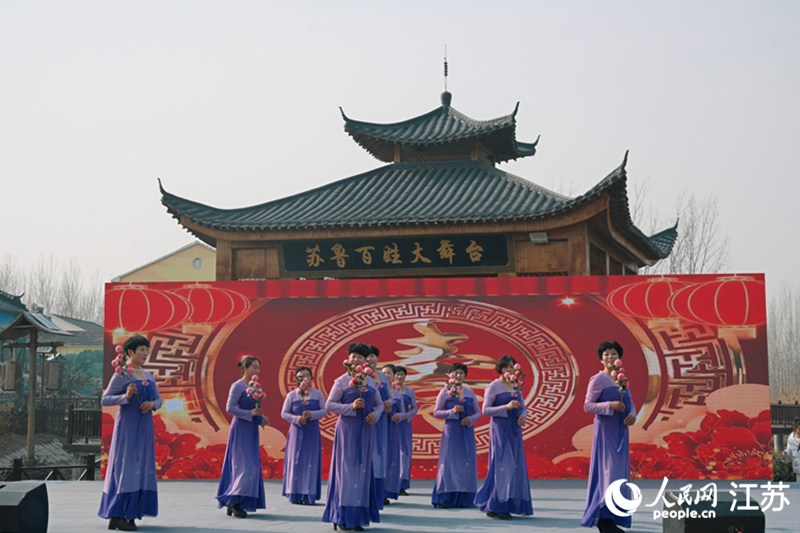 位於徐州沛縣的蘇魯百姓大舞台。 人民網記者 鞠峰攝