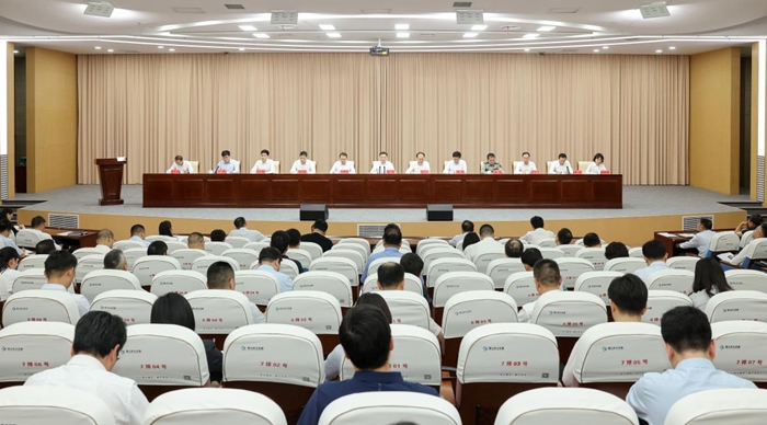 靖江市2026年高质量发展推进会现场。朱其摄