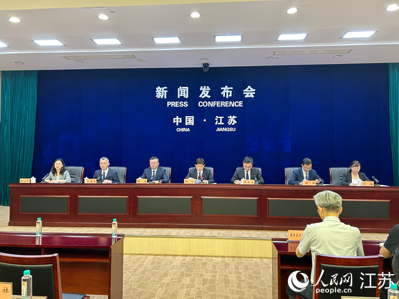新闻发布会现场。人民网 胥大伟摄