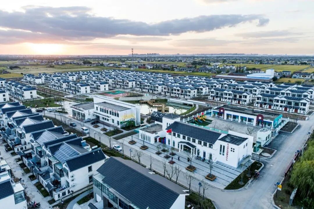 盐城新汇村镇建设发展有限公司建设完成的新型农村社区。恒丰银行南京分行供图
