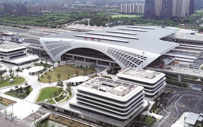 南通站北广场过渡站房已具备投用条件
