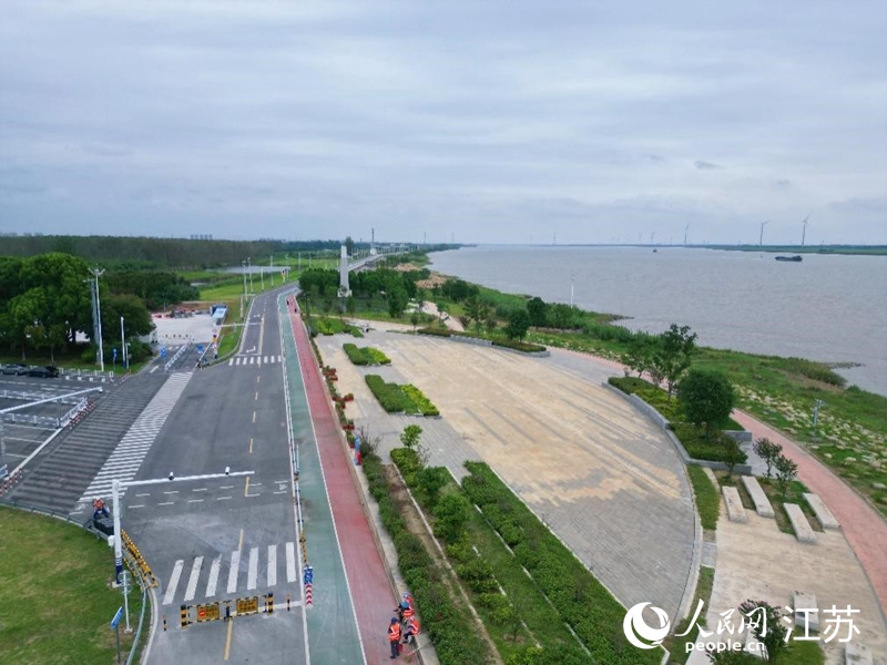 南通海门:一条江堤路的“开与封”(图1)