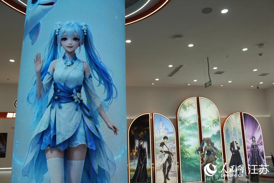 靖江星盛网络科技有限公司搭建AI漫剧工业化制作体系。人民网记者 俞杨摄