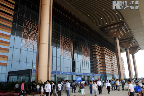 高铁南京南站通过运前检查 售票系统启用