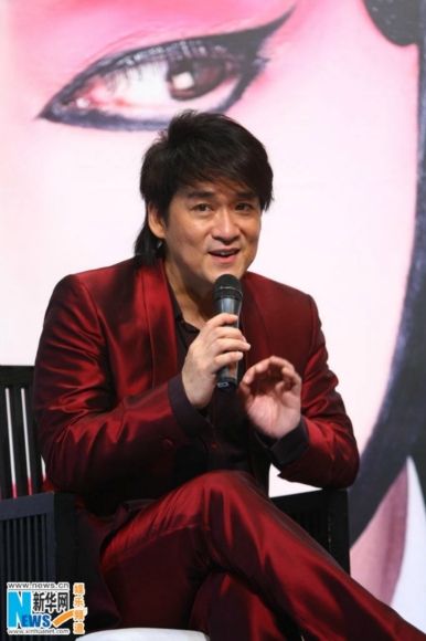 周华健亮相向花旦致敬 演绎<em>经典女人歌</em>