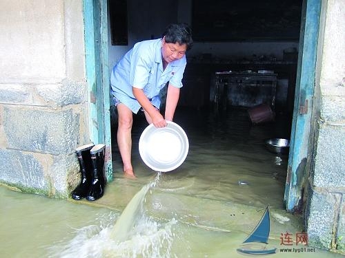 赣榆墩尚65户村民家中因雨全部浸水苦不堪言