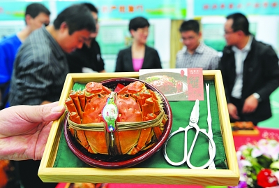 整合品牌 洪泽湖大闸蟹对接超市闯世界