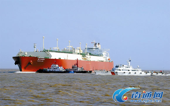 世界最大lng运输船萨姆拉号货轮停靠洋口港