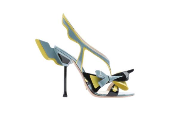 Prada2012年春夏款高跟鞋 均装上了翅膀