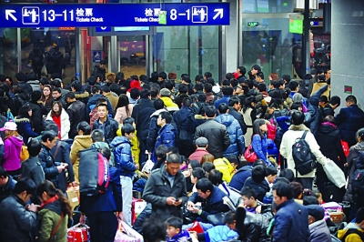 南京中央门汽车站实行限时40分钟进站