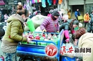 淮安汇通市场白开水成受欢迎商品