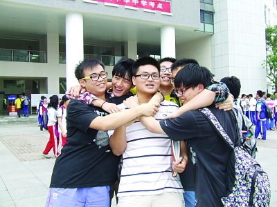 中华中学高考纪实片:高三这一年