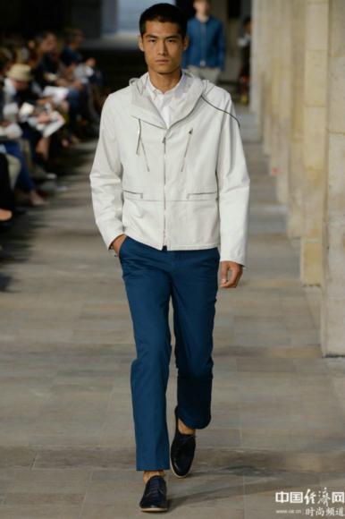 中国男模郝允祥成2013春夏巴黎男装周黑马