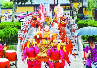 南京天妃宫静海寺之间架起天妃桥