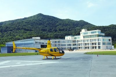 南京一企业获直升机运行许可 25万可考驾照