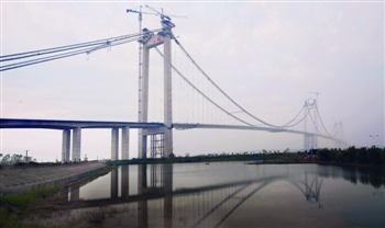 泰州长江大桥即将建成通车 总投资93.7亿元