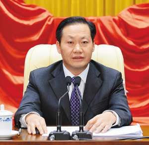 彭清华当选广西人大主任 马飚任自治区主席