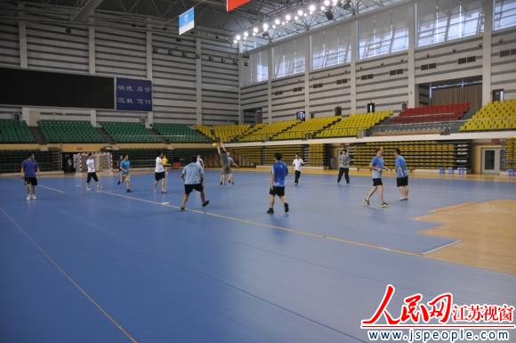 南京亚青会手球测试赛举行 模拟突发事件