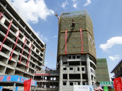 扬州建筑企业西部掘金 年施工总产值近90亿