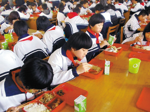 徐州5所中学试点营养午餐配送 每人每餐10元