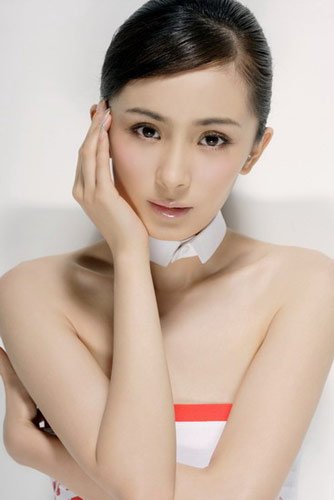 杨幂袁泉范冰冰戚薇 踢爆陪睡潜规则女星_江苏