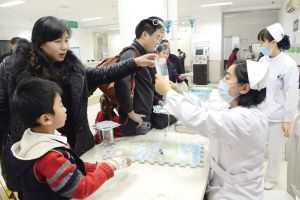 镇江空气重度污染 儿童医院每天接诊超300人