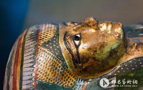 英国大英博物馆展出古埃及女祭司木乃伊