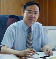 任仲伦任上海电影(集团)公司董事长(简历)