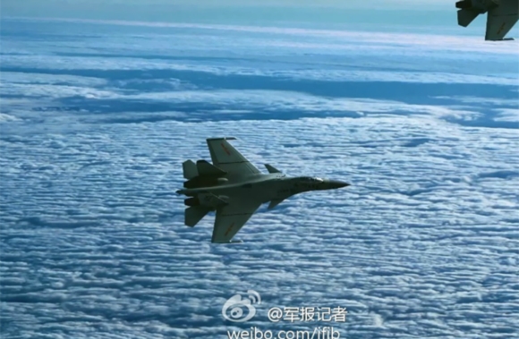 中国航母战机训练视频首公开 歼15海天翱翔